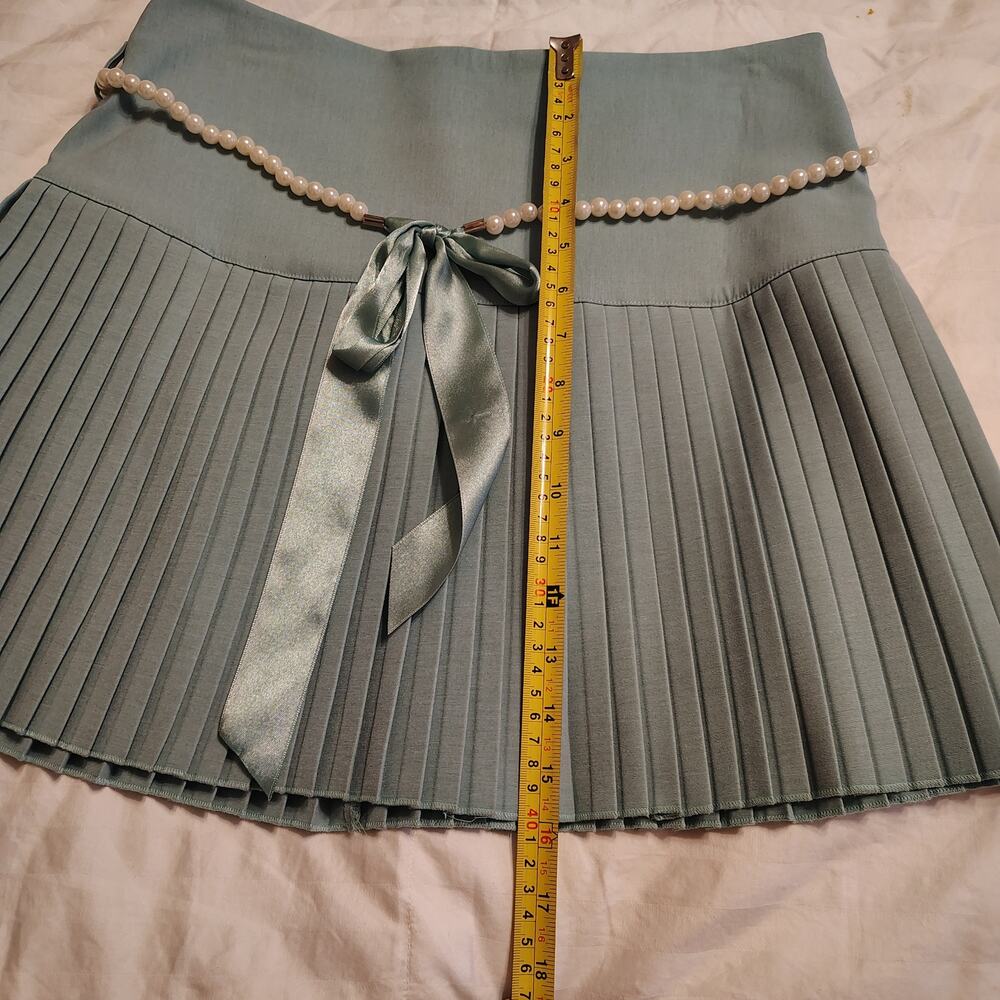 Kenzie Pleated Pearl Bow Mini Skirt Coquette Balletcore Size 6 - Picture 6 of 10